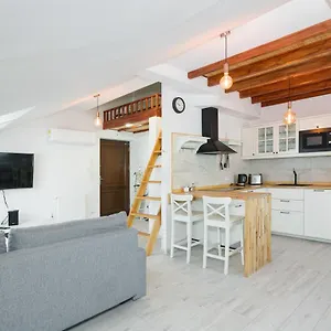 Alexander Apartament