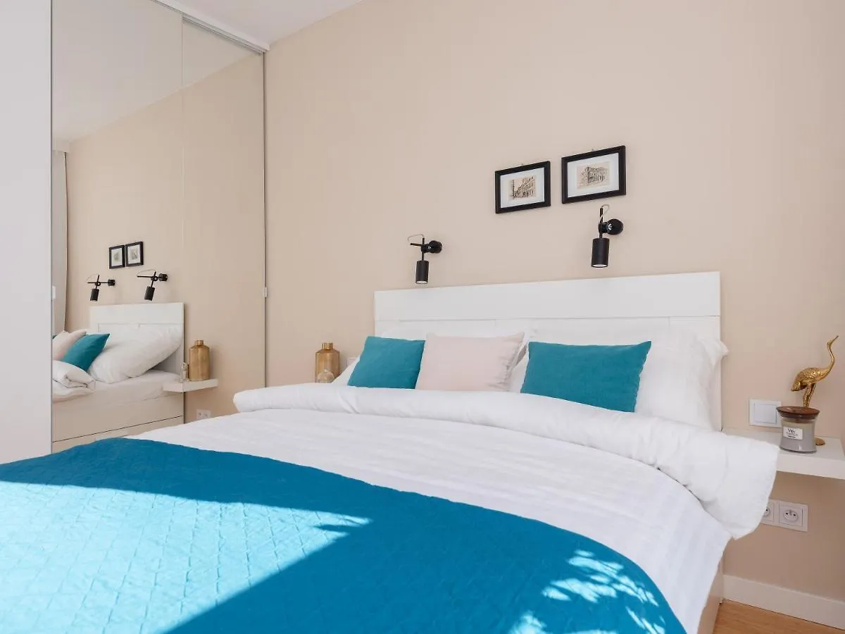 Lofts Cracow Apartments - City Center Kraków 0*,